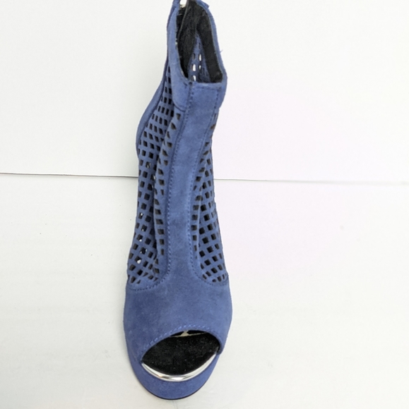 Colin Stuart suede heels - Picture 5 of 16